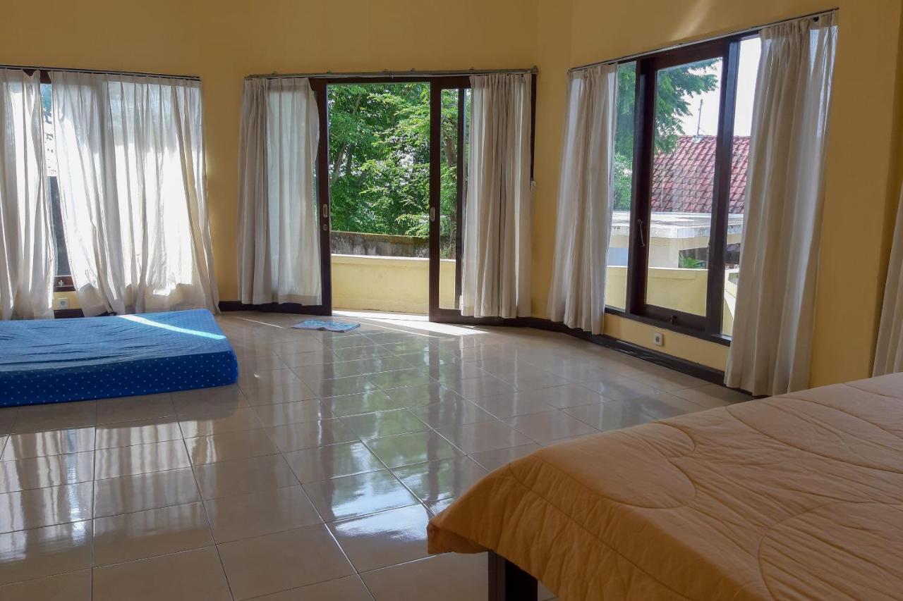 Oyo 3070 Villa Lovina Eco Lodge Ngoại thất bức ảnh